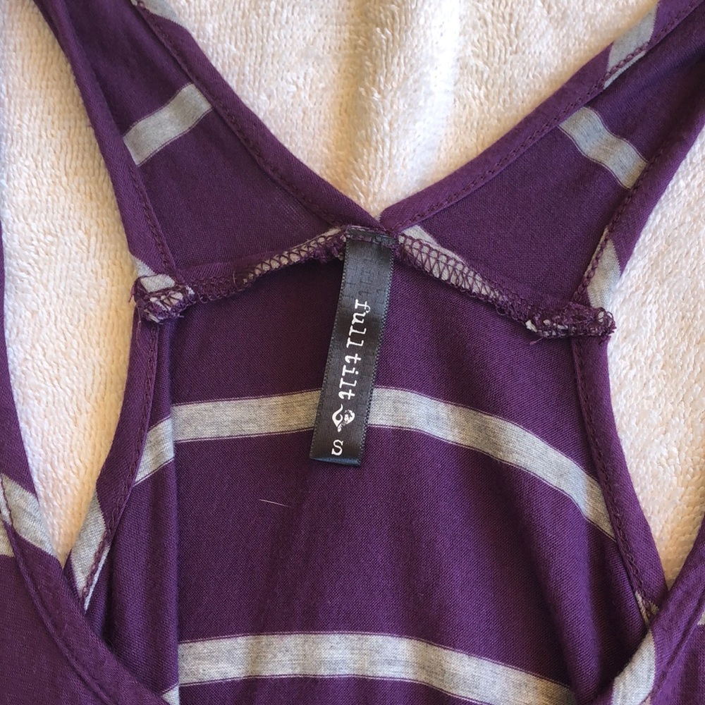 Tank top - Picture 2 of 3